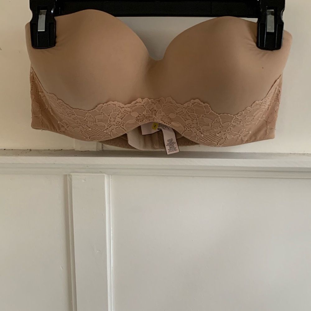 VS Strapless Bra